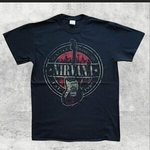 VTG 2000s Nirvana Guitar Band T-Shirt Medium Gildan Kurt Cobain Grunge